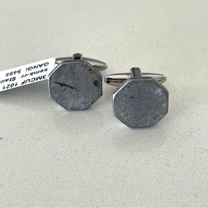 One of a kind Gideon Meterorite slices cuff links